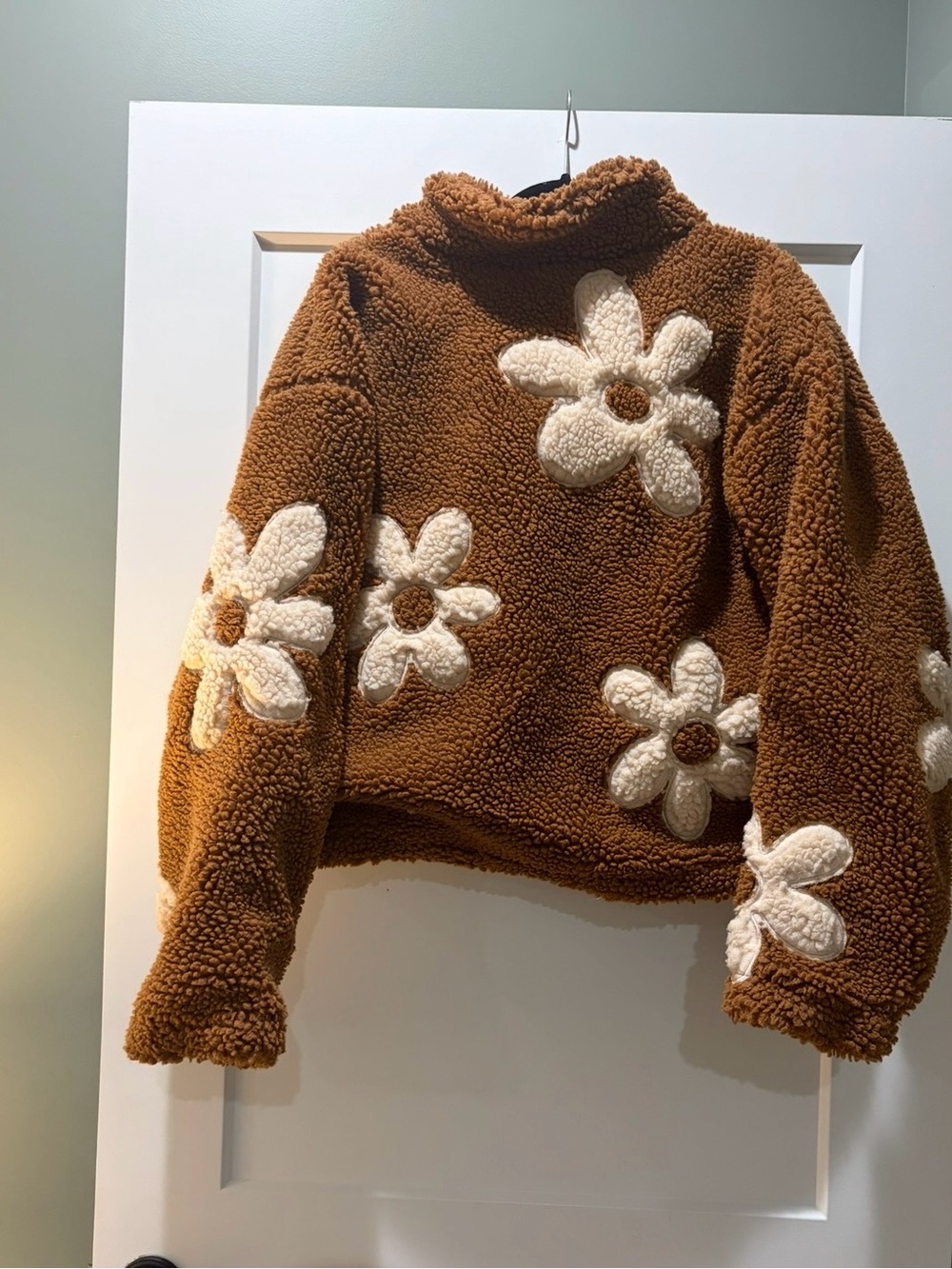 BLANKNYC Flower child teddy jacket featuring with white floral on brown faux fur - Picture 2 of 3